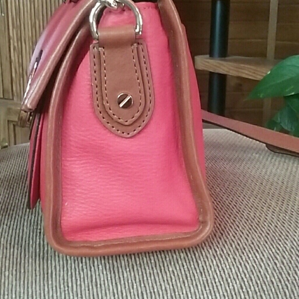 Michael kors cross body purse - Picture 3 of 8